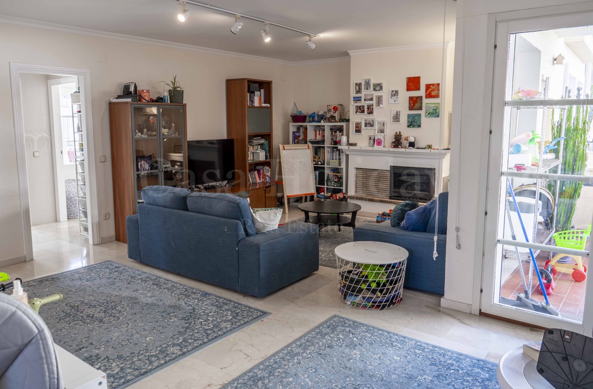 Apartamento en El Pilar, Estepona