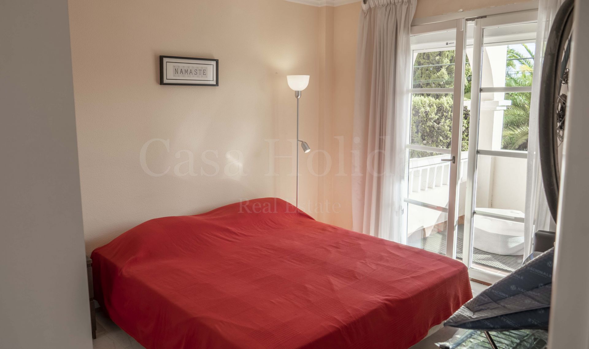 Apartamento en El Pilar, Estepona
