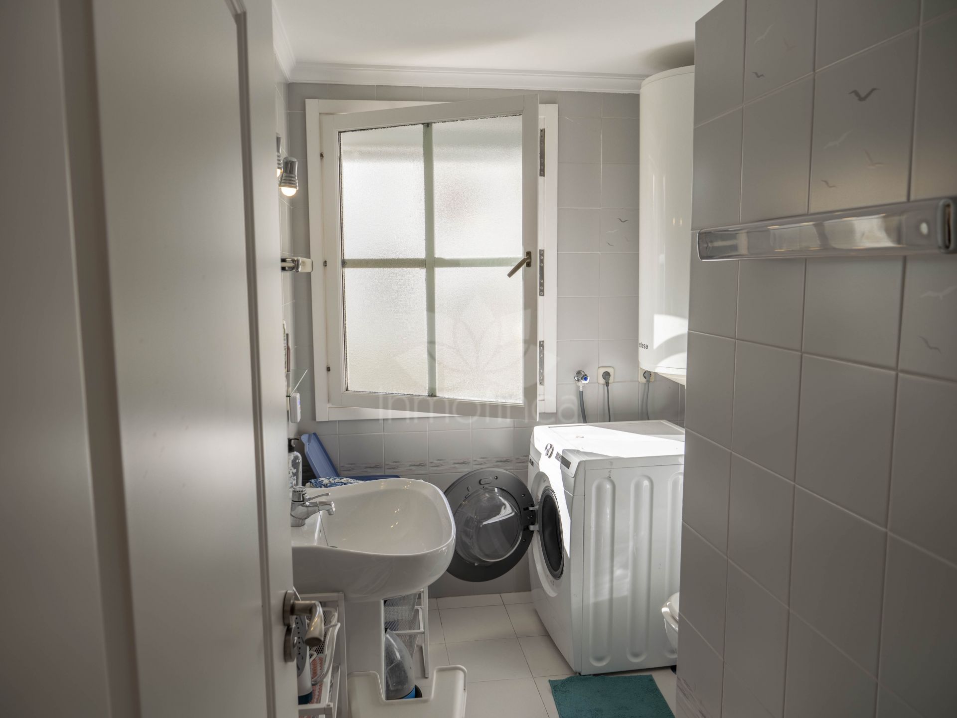 Apartamento en El Pilar, Estepona