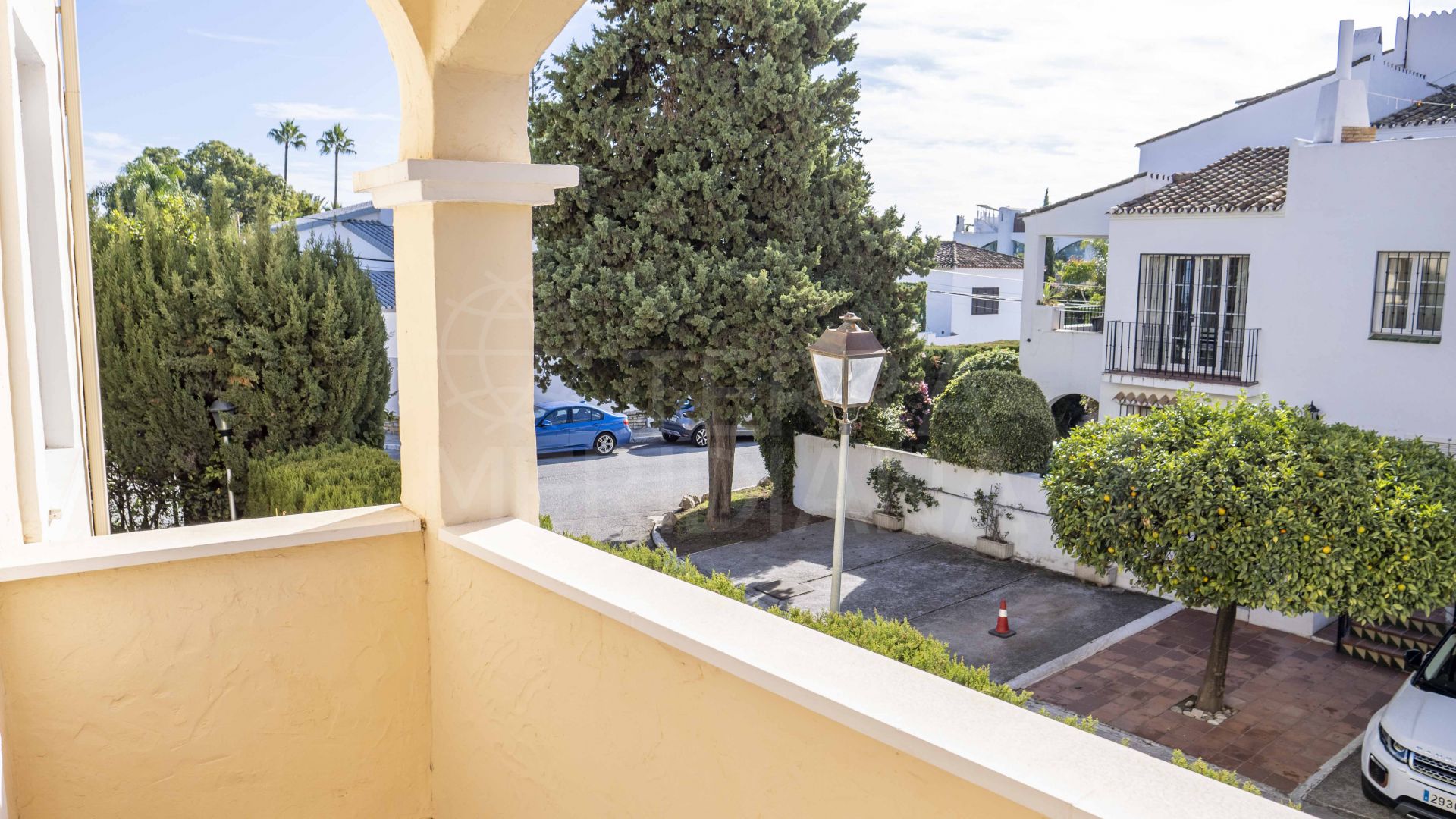 Apartment in El Pilar, Estepona