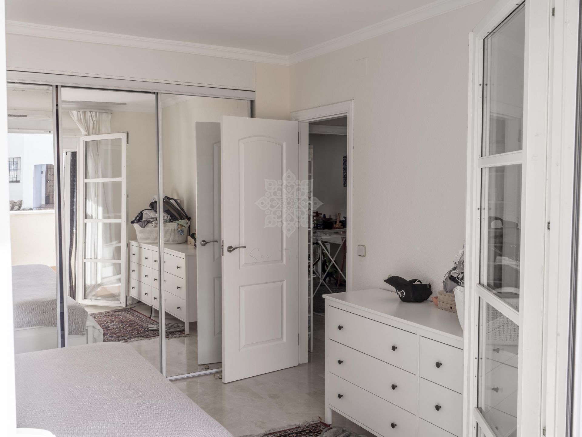 Apartamento en El Pilar, Estepona