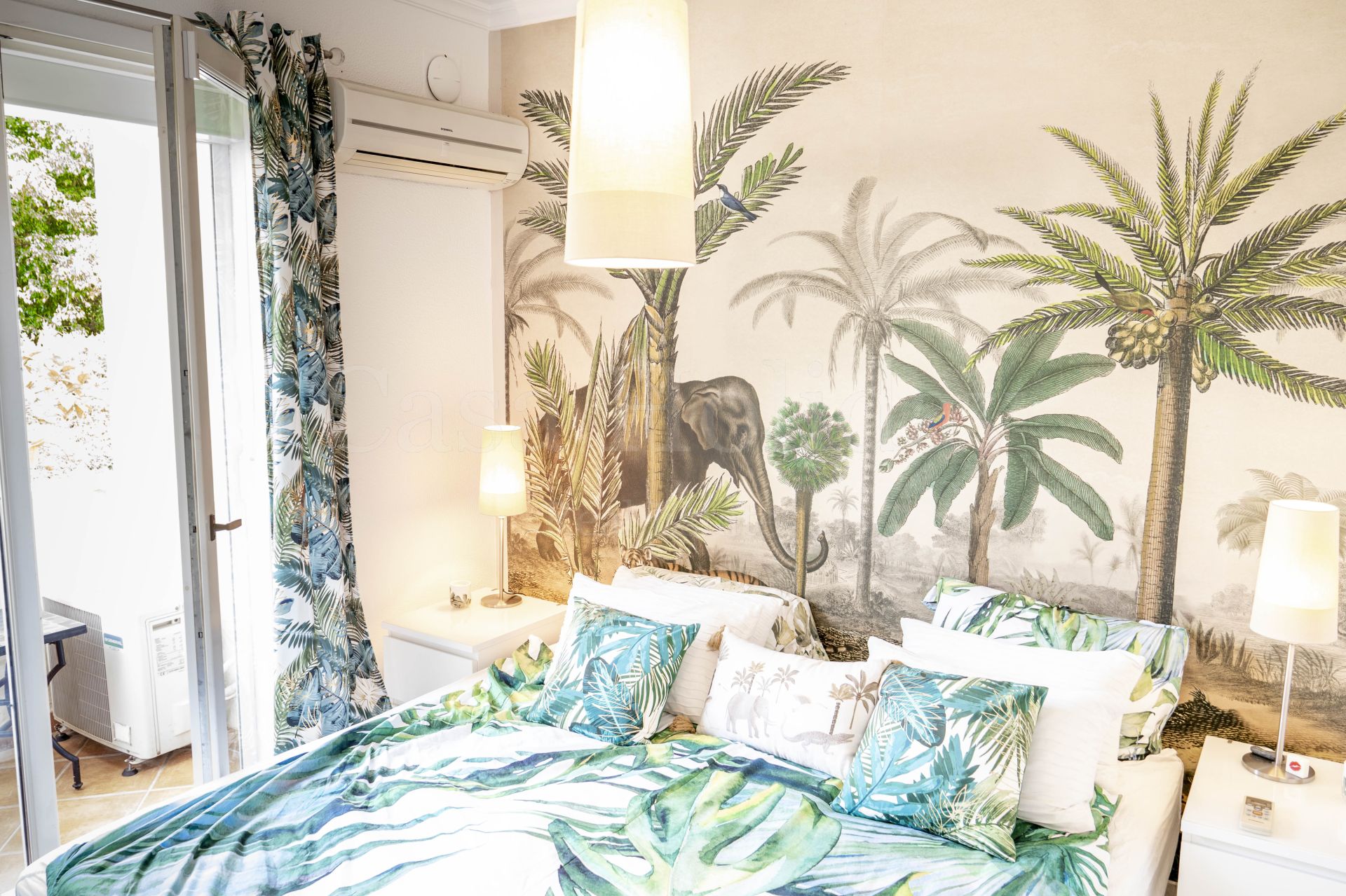 Apartamento en El Pilar, Estepona