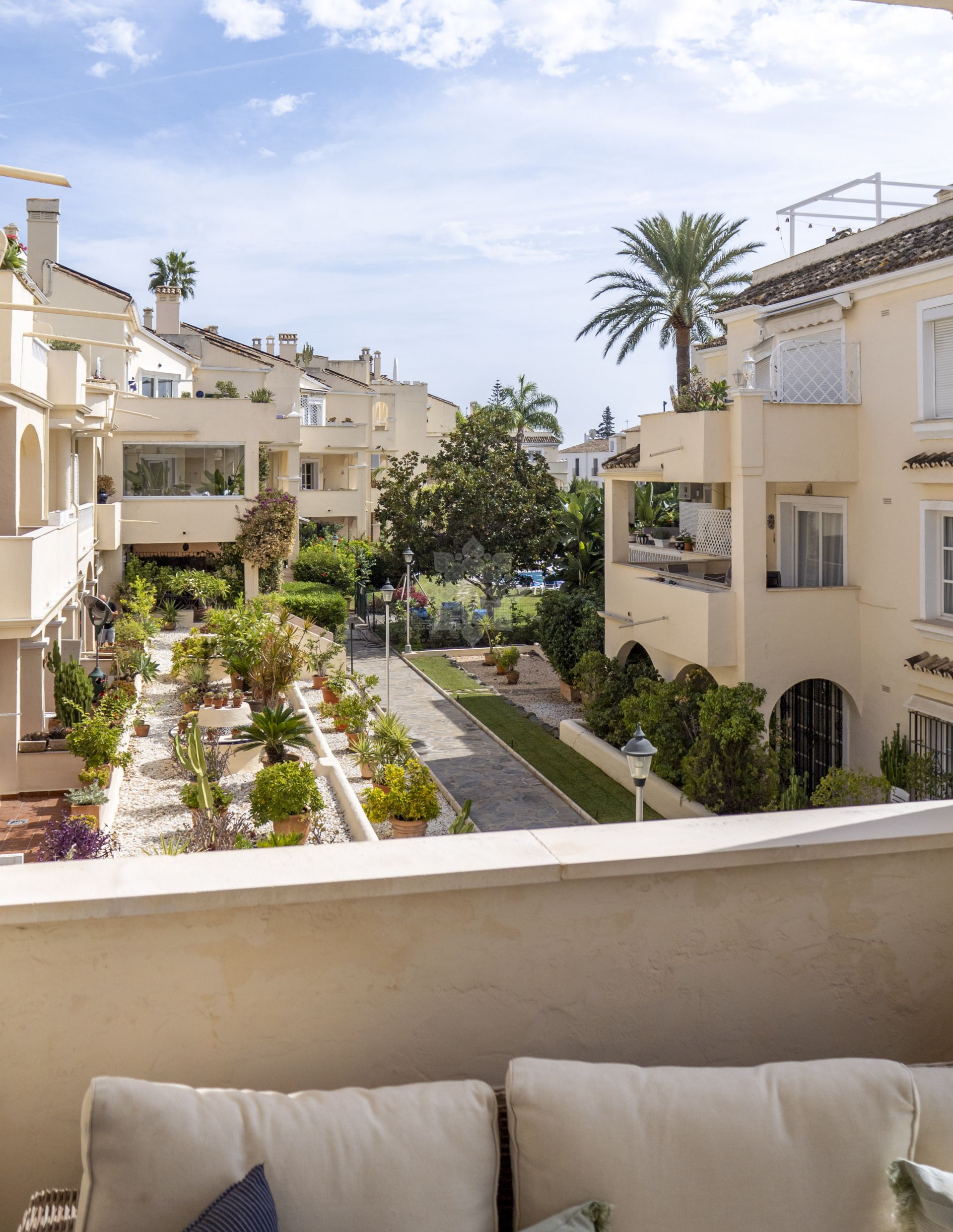 Apartment in El Pilar, Estepona