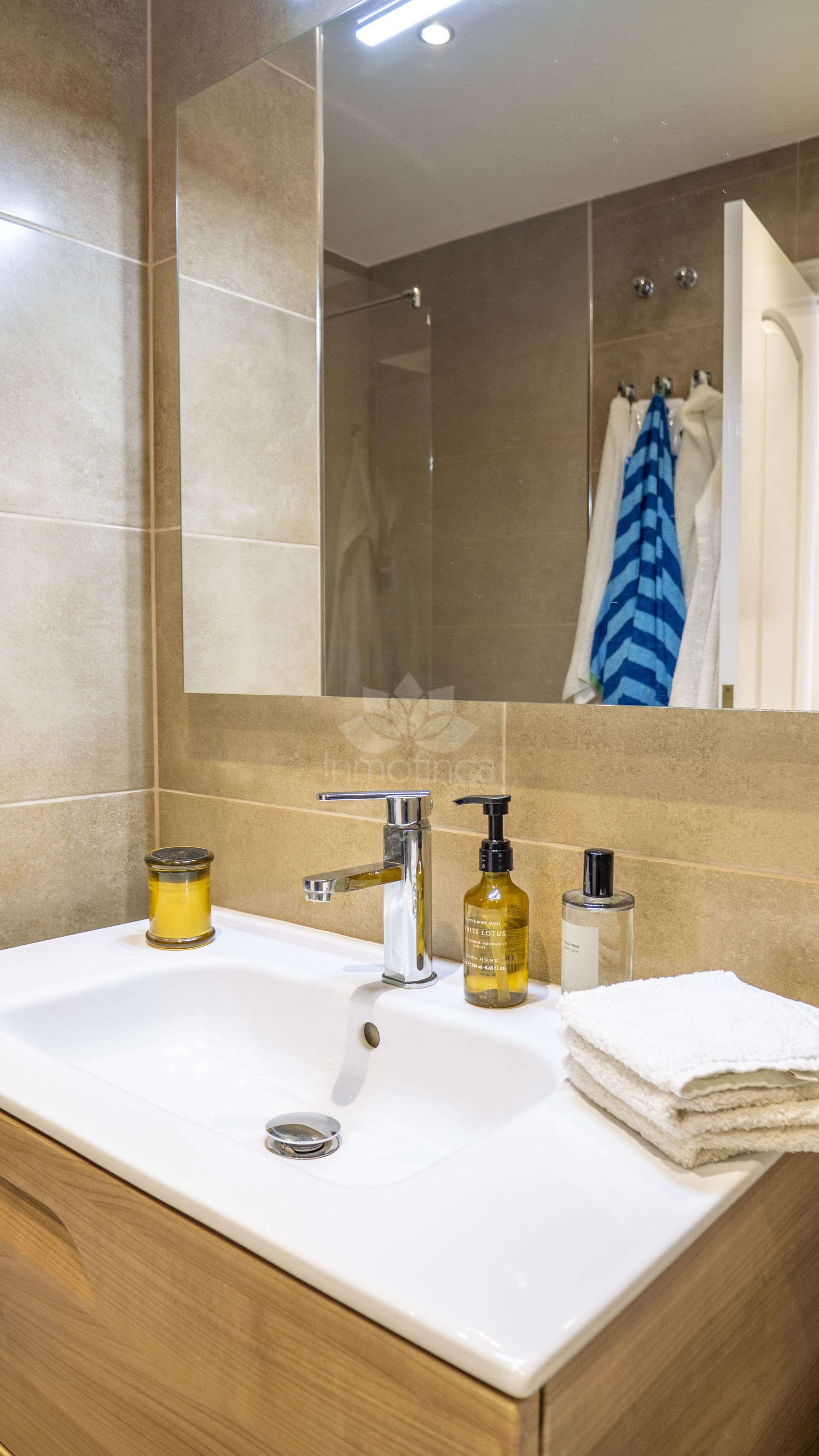 Apartment in El Pilar, Estepona