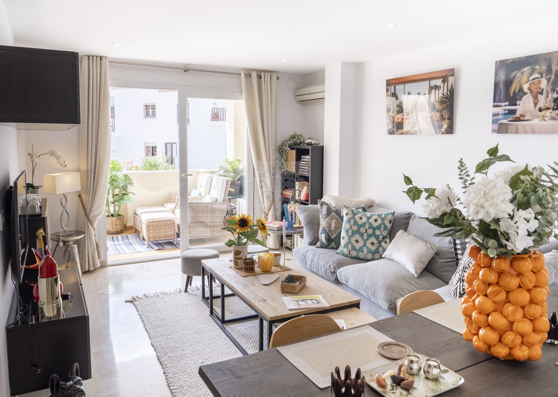 Apartment in El Pilar, Estepona