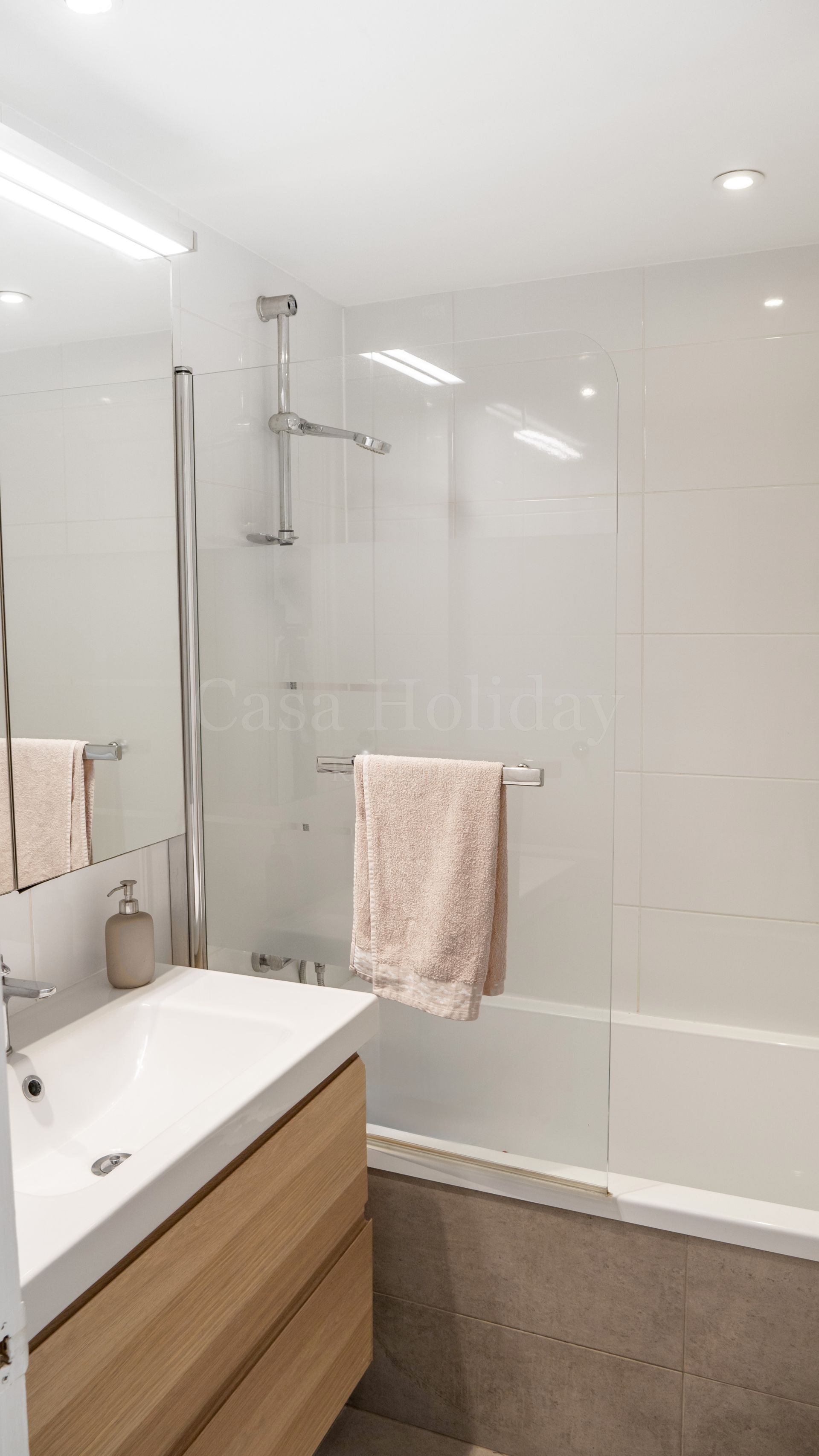 Ground Floor Apartment in Sun Gardens, Estepona