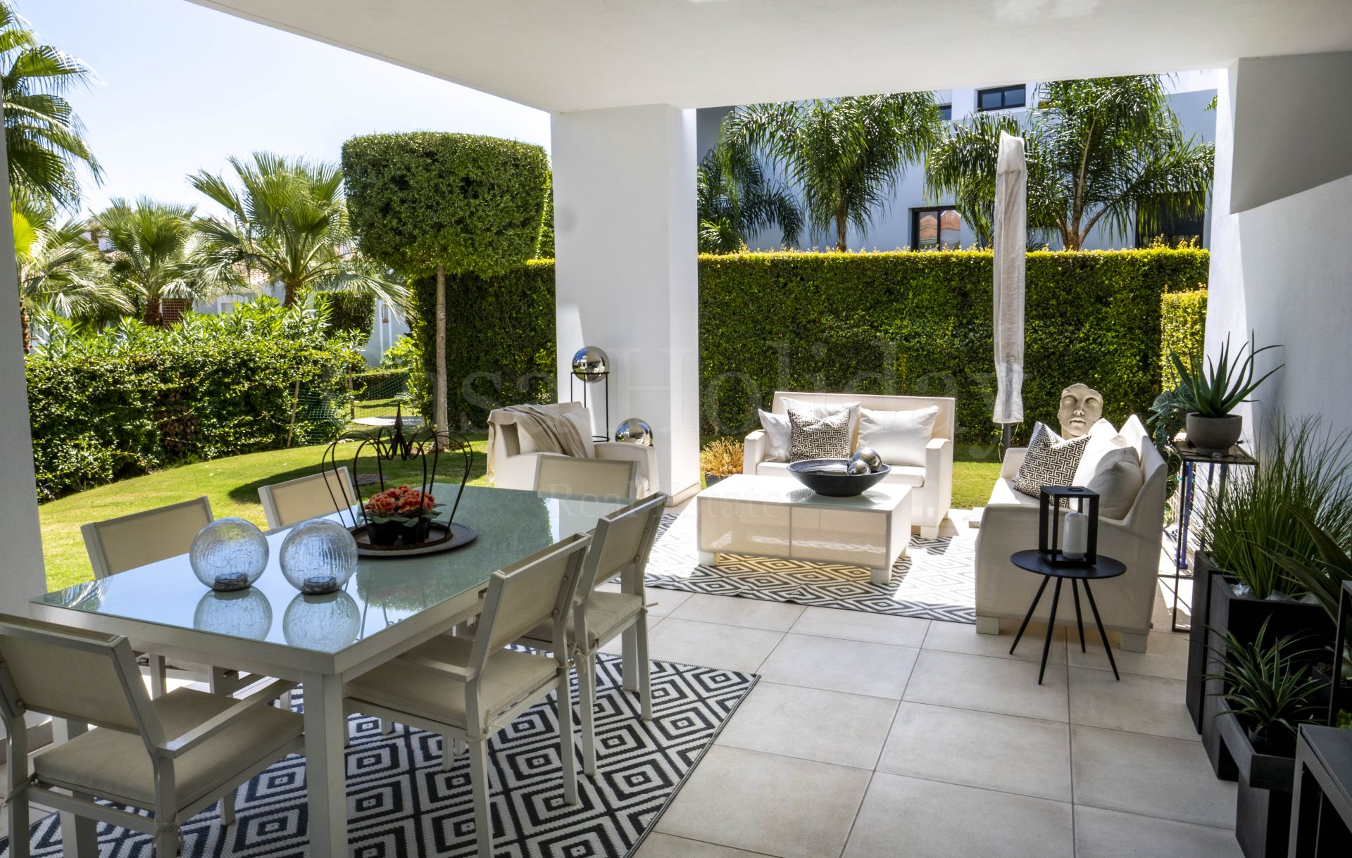 Apartamento Planta Baja en Cortijo del Golf, Estepona