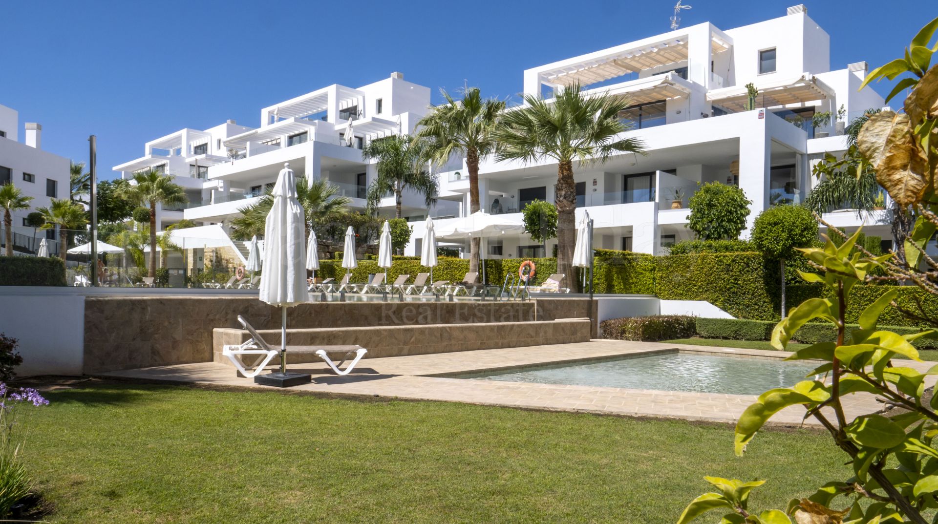 Apartamento Planta Baja en Cortijo del Golf, Estepona