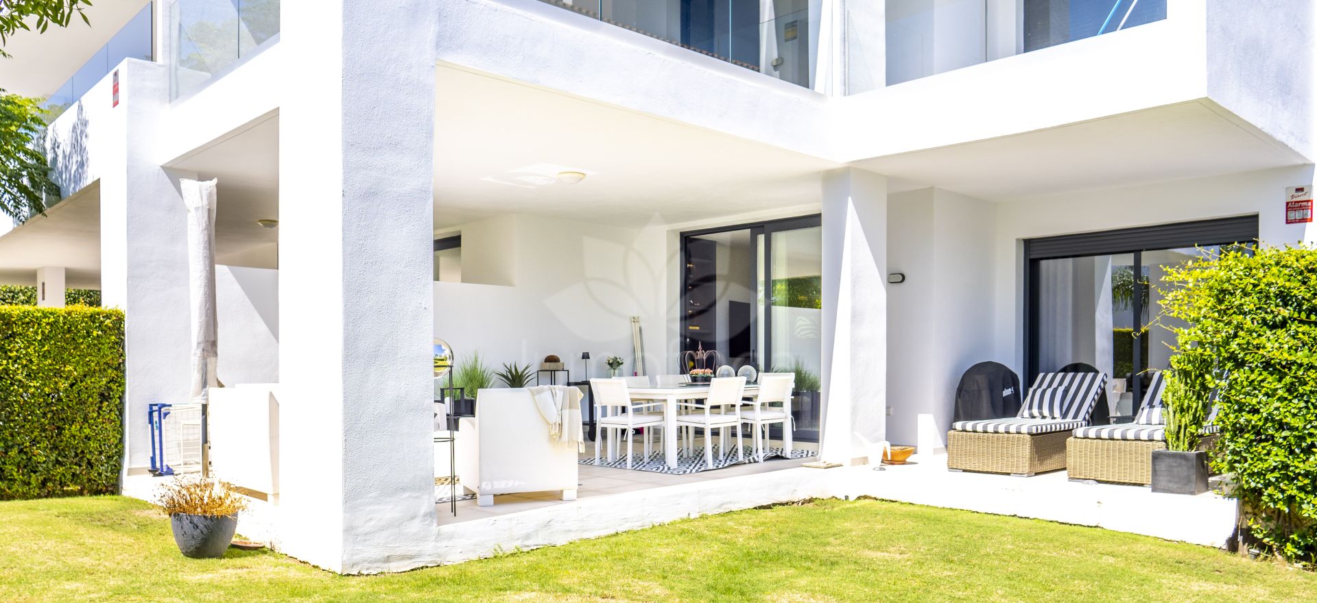 Apartamento Planta Baja en Cortijo del Golf, Estepona