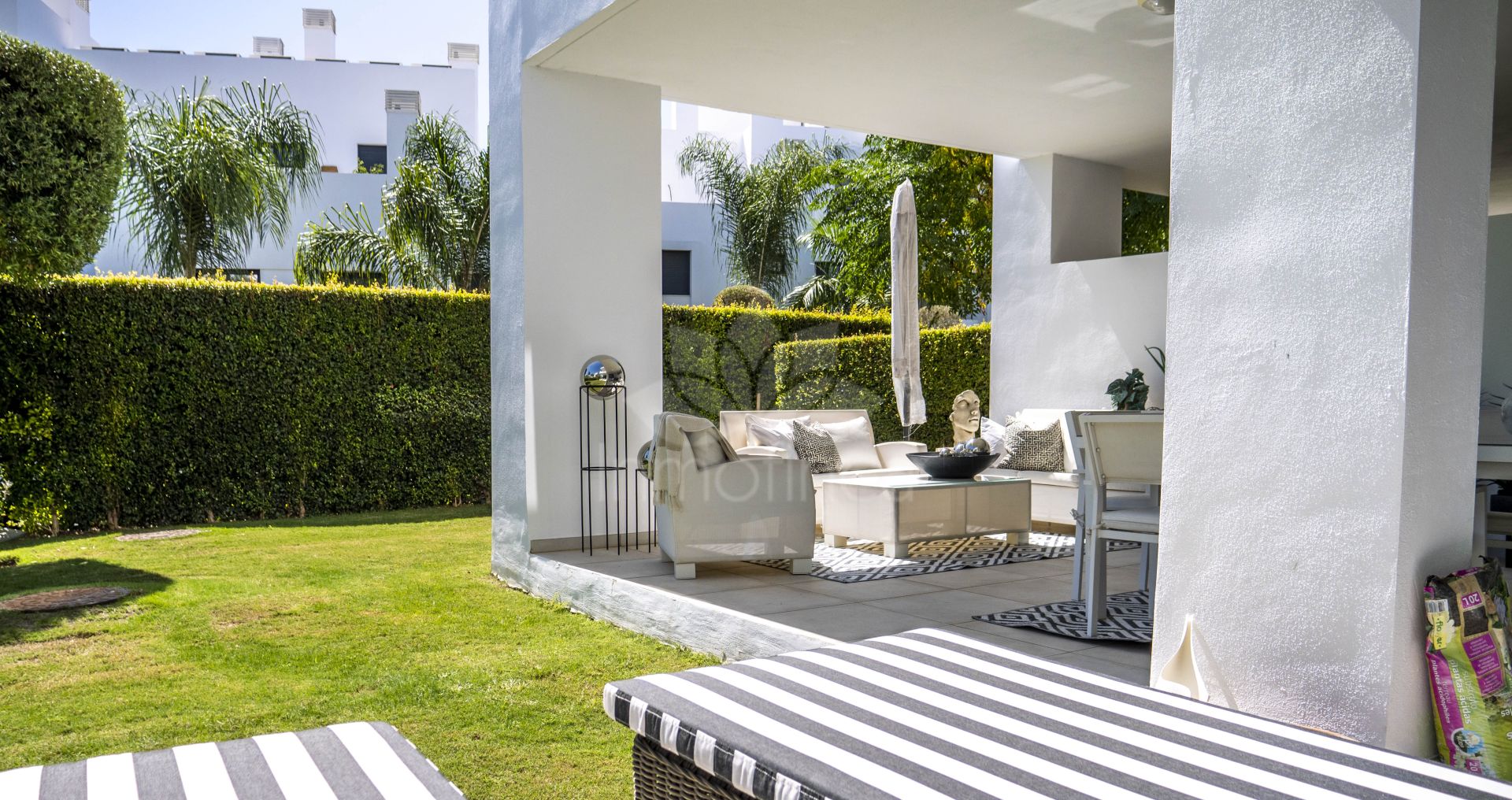 Apartamento Planta Baja en Cortijo del Golf, Estepona