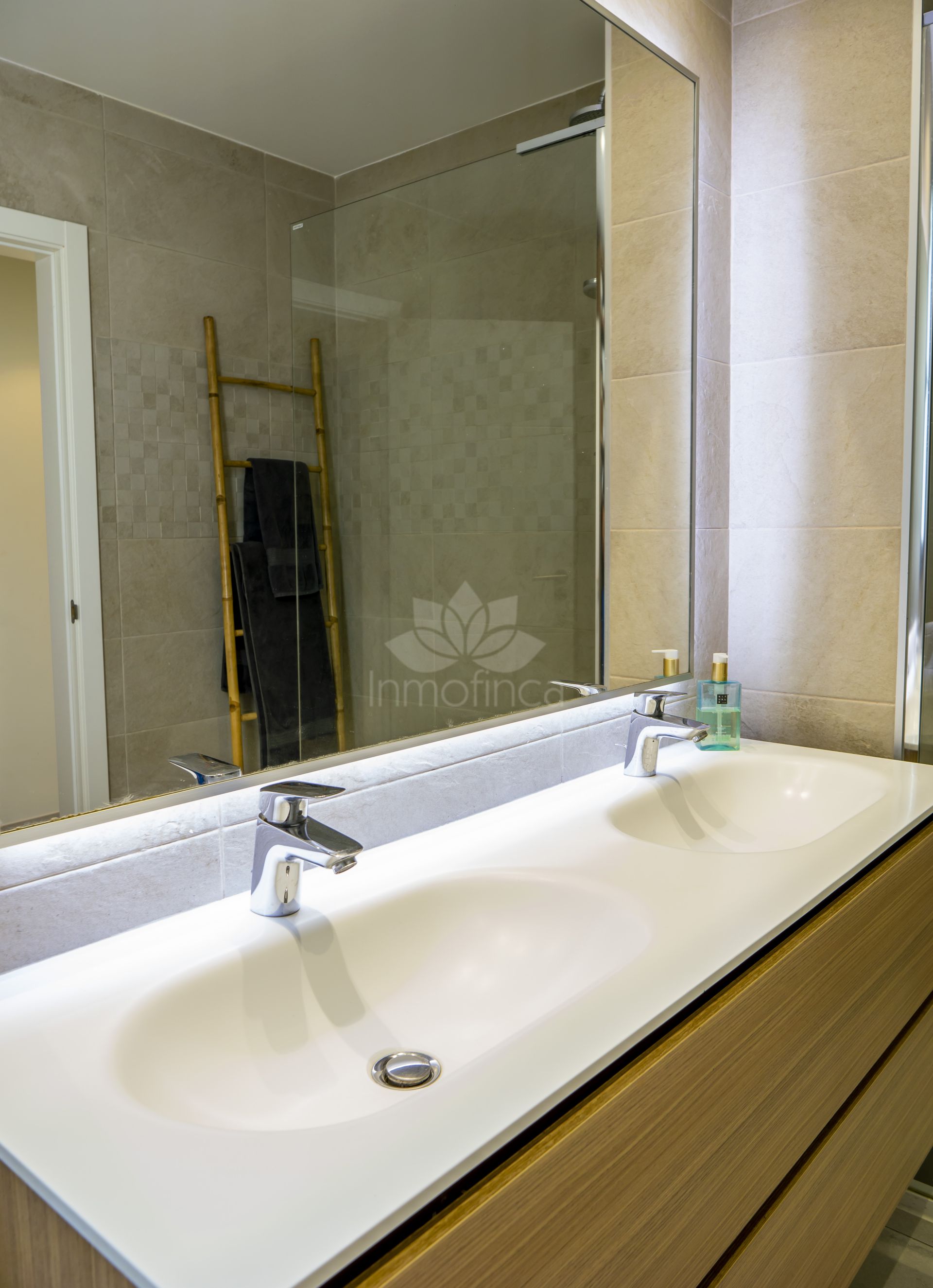 Apartamento Planta Baja en Cortijo del Golf, Estepona