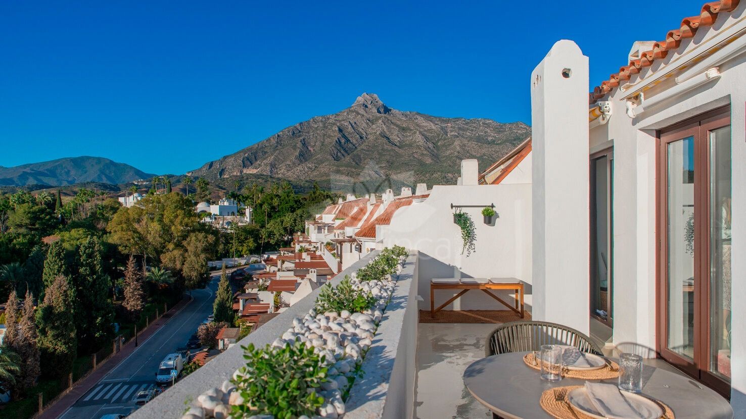 Atico Duplex en Coto Real II, Marbella