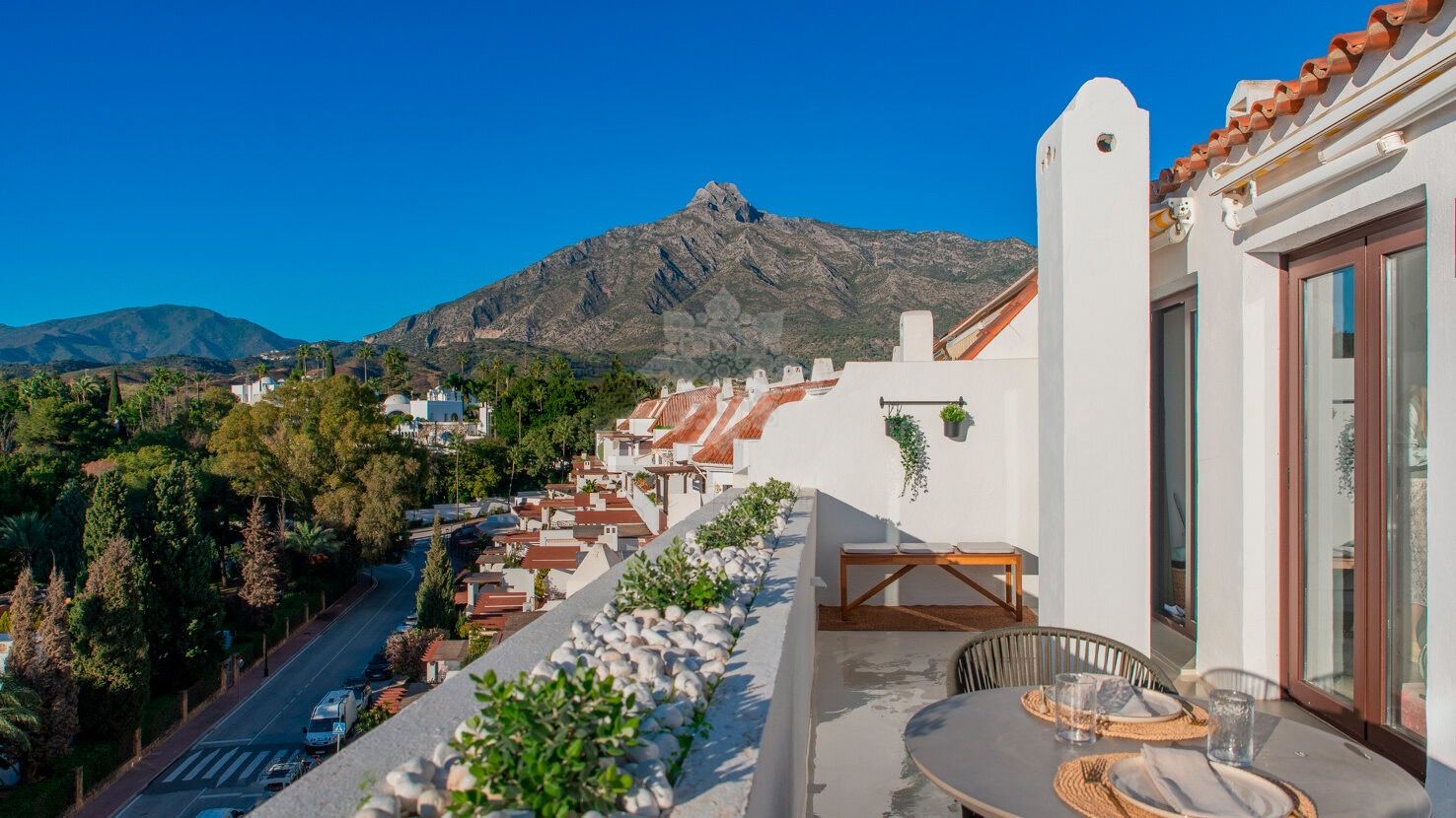 Duplex Penthouse w Coto Real II, Marbella