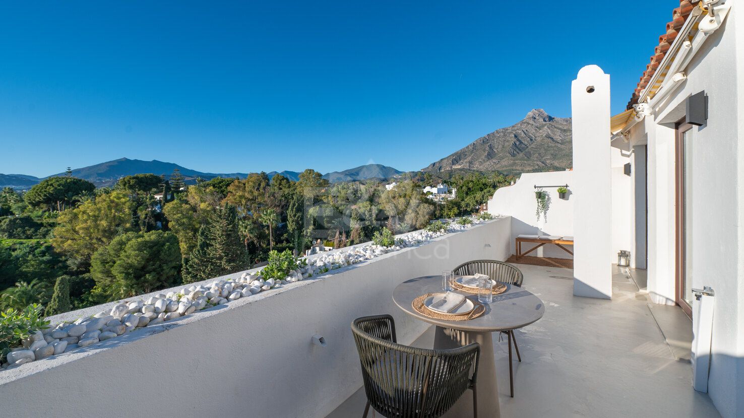 Atico Duplex en Coto Real II, Marbella