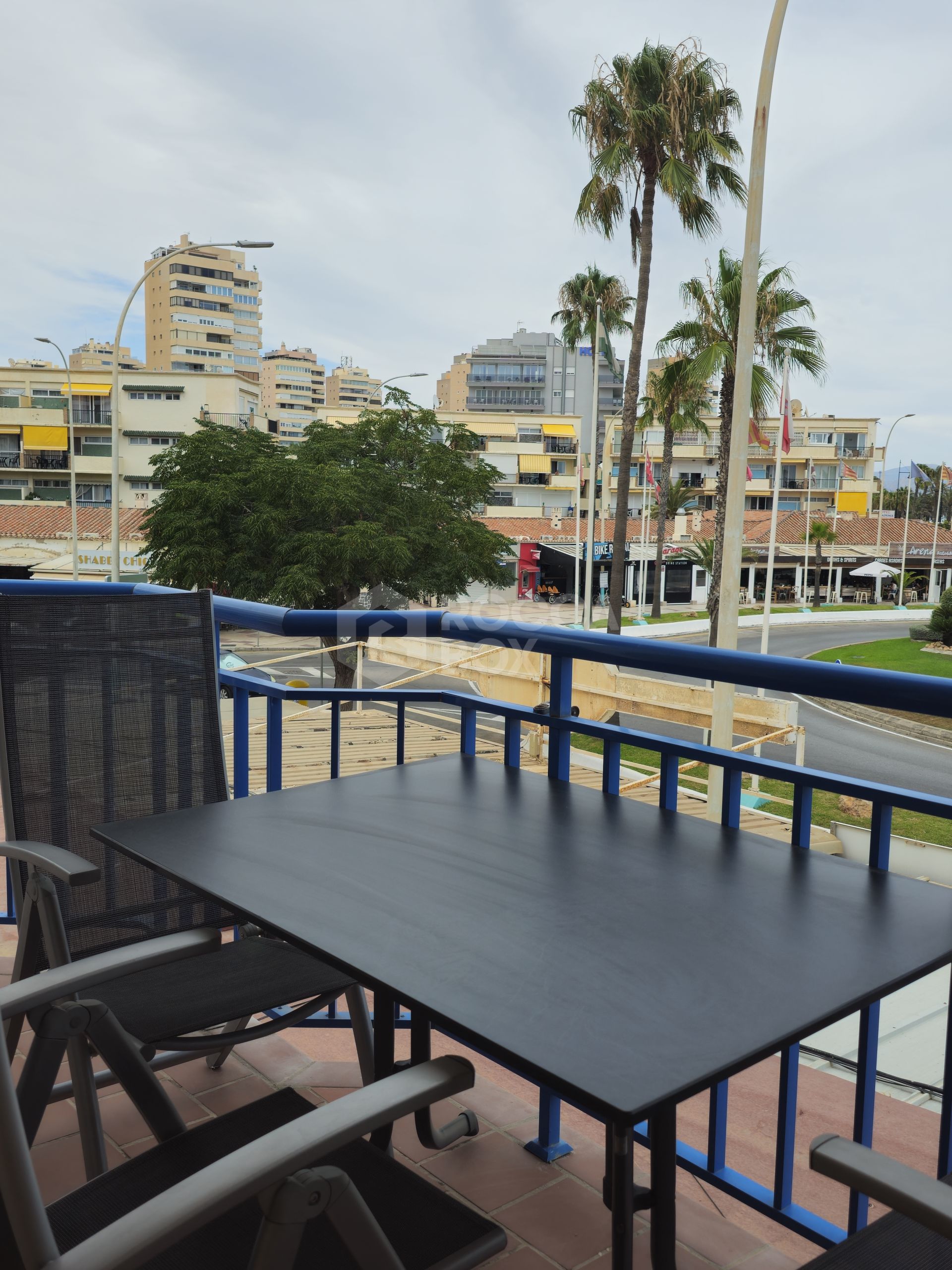 2 bedroom front-line apartment in Torremolinos