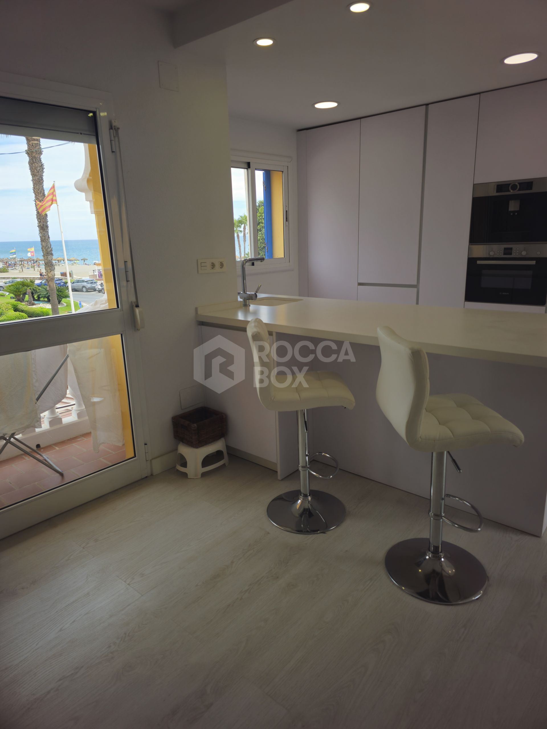 2 bedroom front-line apartment in Torremolinos