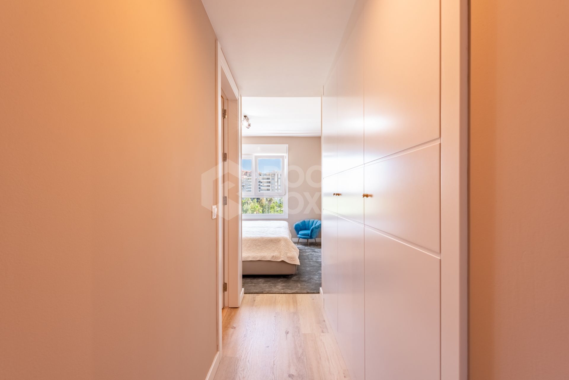 Brand New Luxury Corner Apartment with Sea & Mountain Views in Nueva Andalucia, Marbella