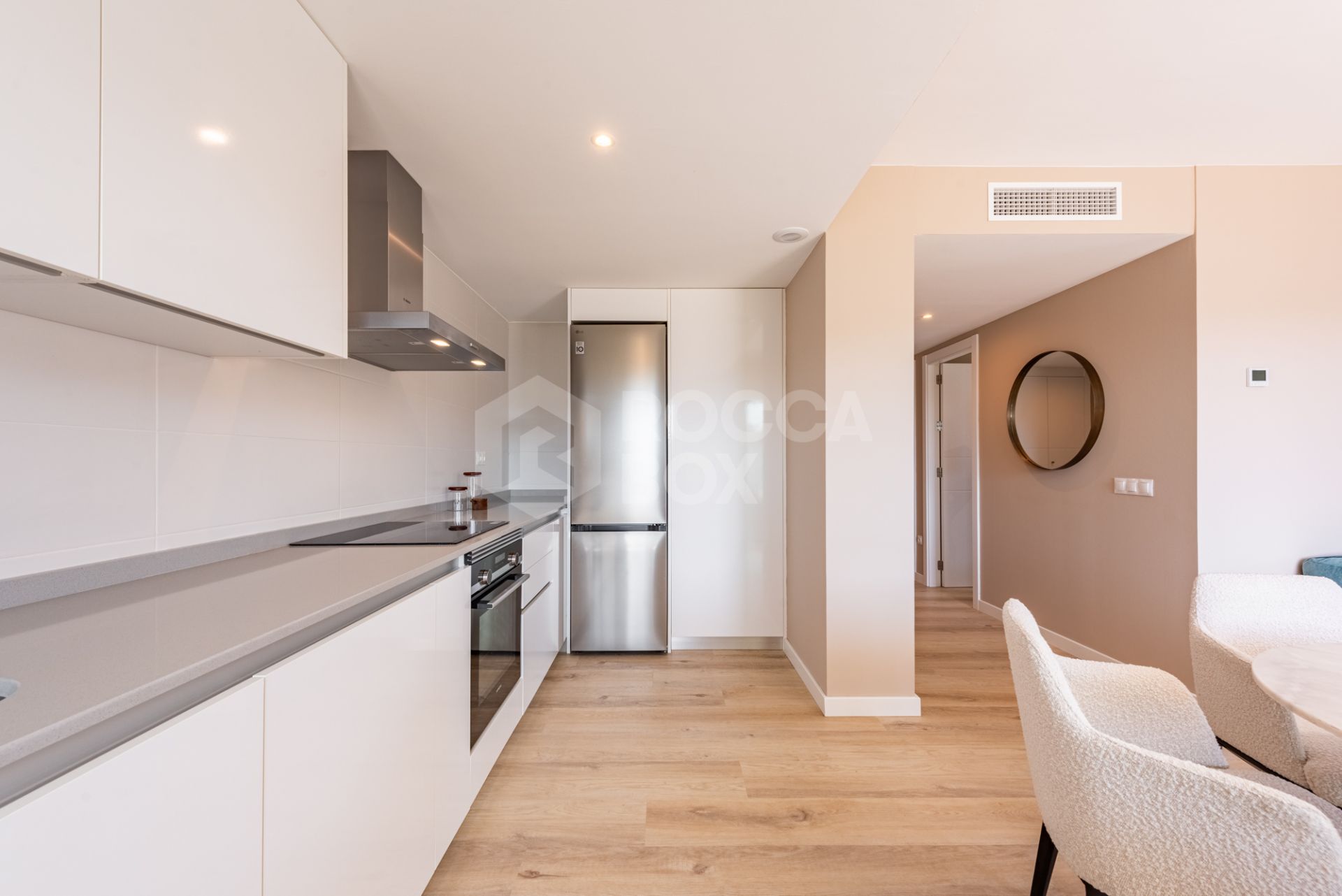 Brand New Luxury Corner Apartment with Sea & Mountain Views in Nueva Andalucia, Marbella