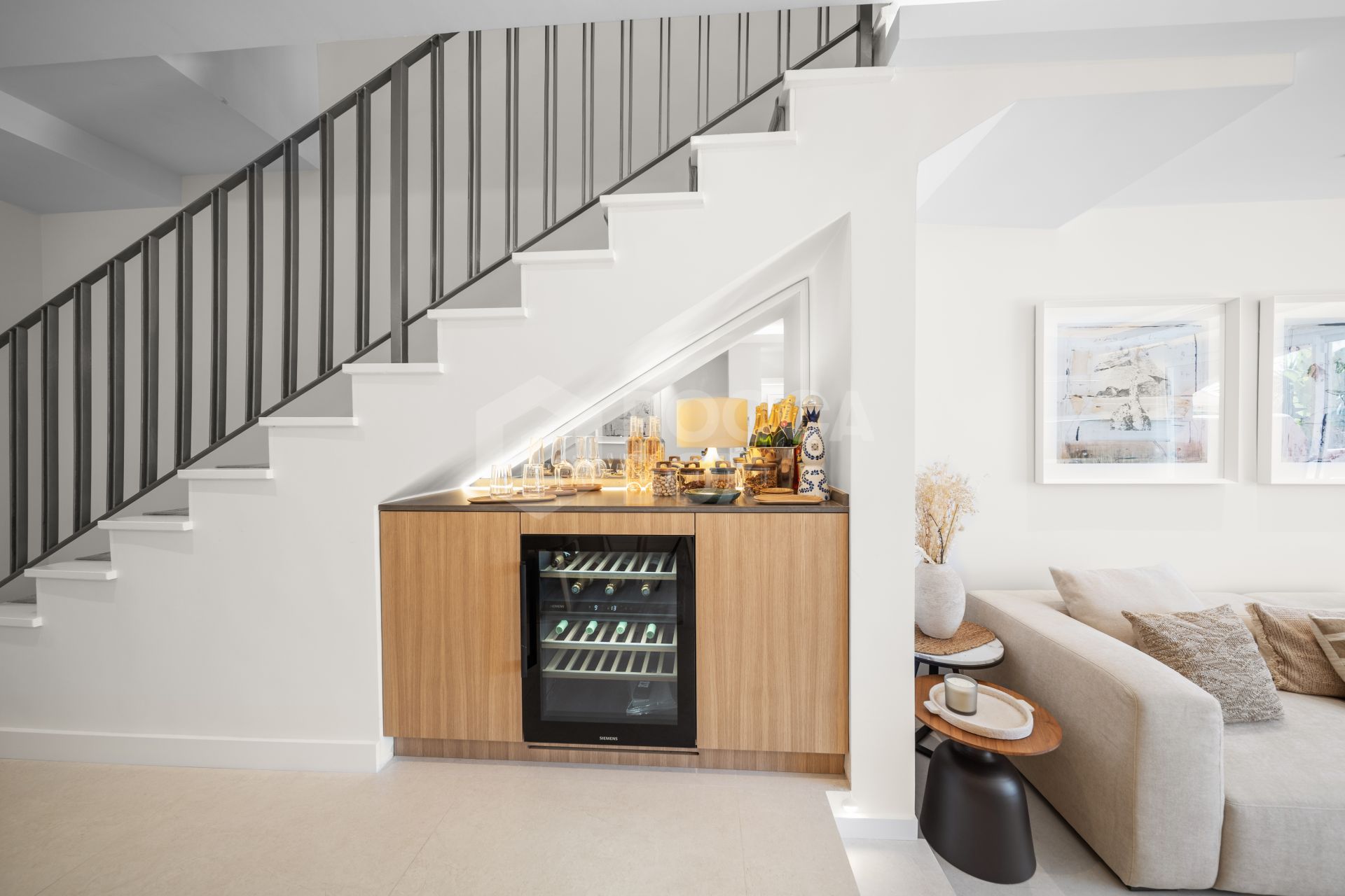 Turnkey Luxury 3-Bedroom Town House in El Palmeral, Nueva Andalucia