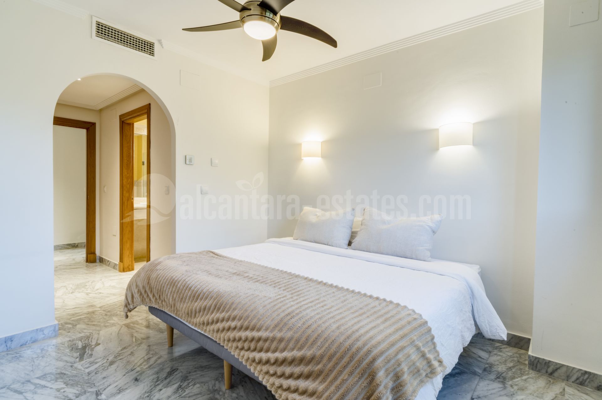 Ground Floor Apartment in La Quinta del Virrey, Marbella