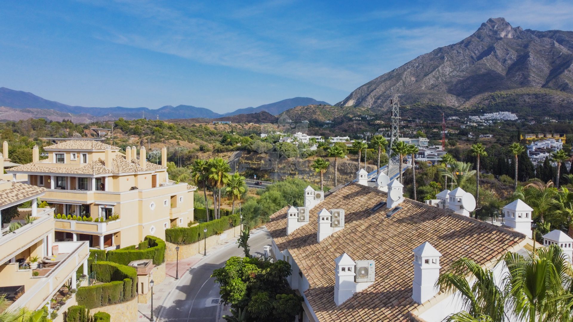 Apartament na parterze w La Quinta del Virrey, Marbella