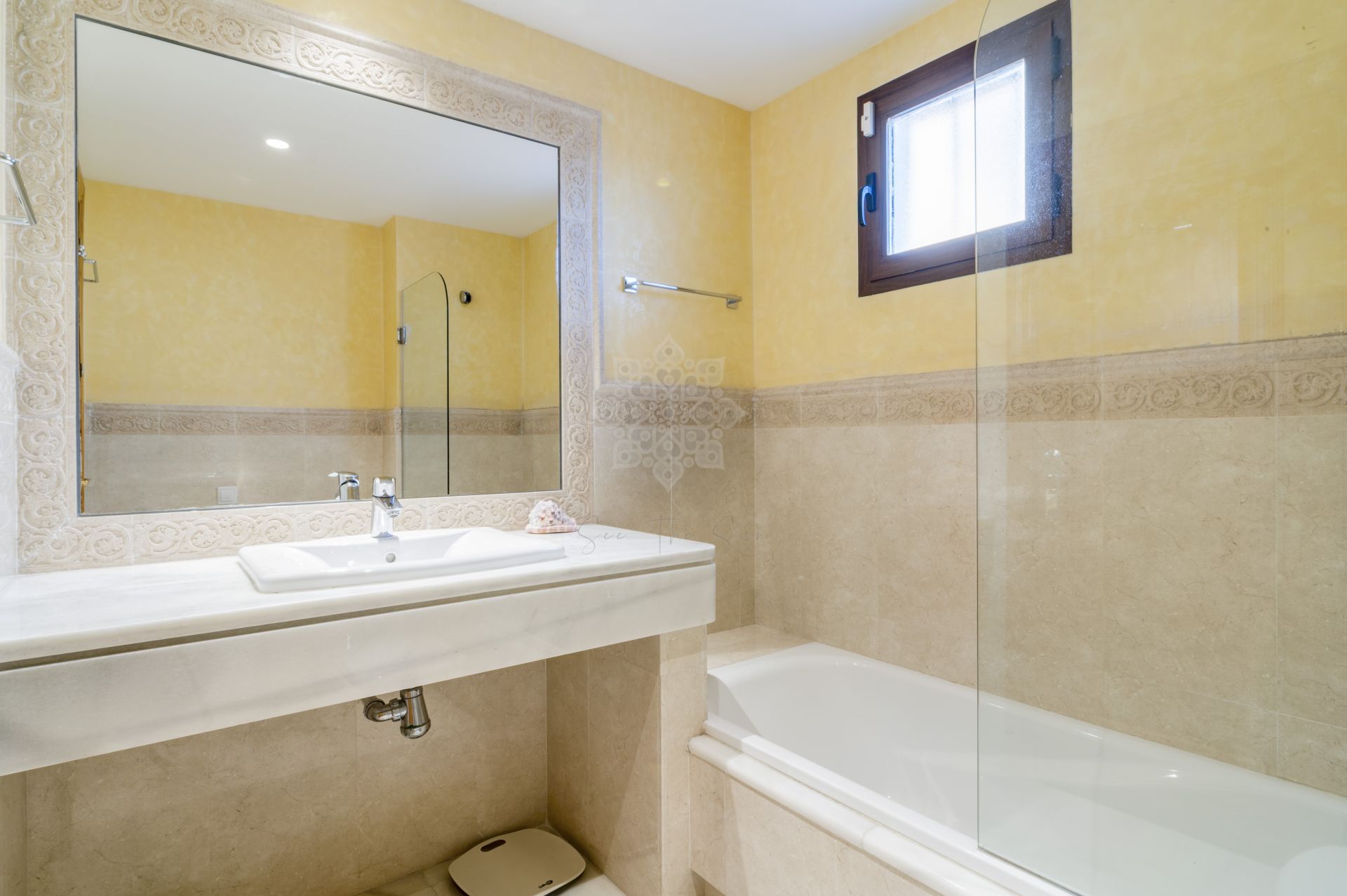 Apartament na parterze w La Quinta del Virrey, Marbella