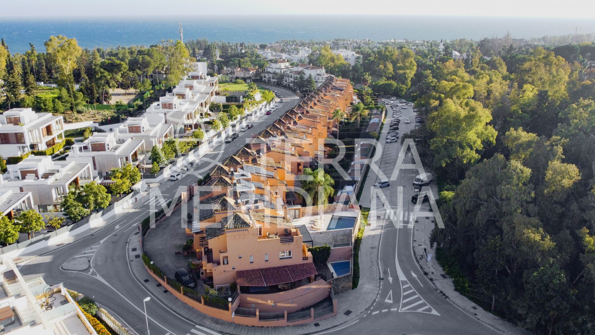 Town House in Lomas de Puente Romano, Marbella