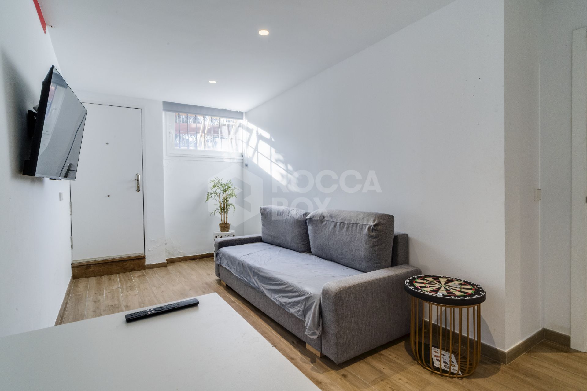 Elegant Four-Bedroom Townhouse with Private Pool in Lomas de Puente Romano