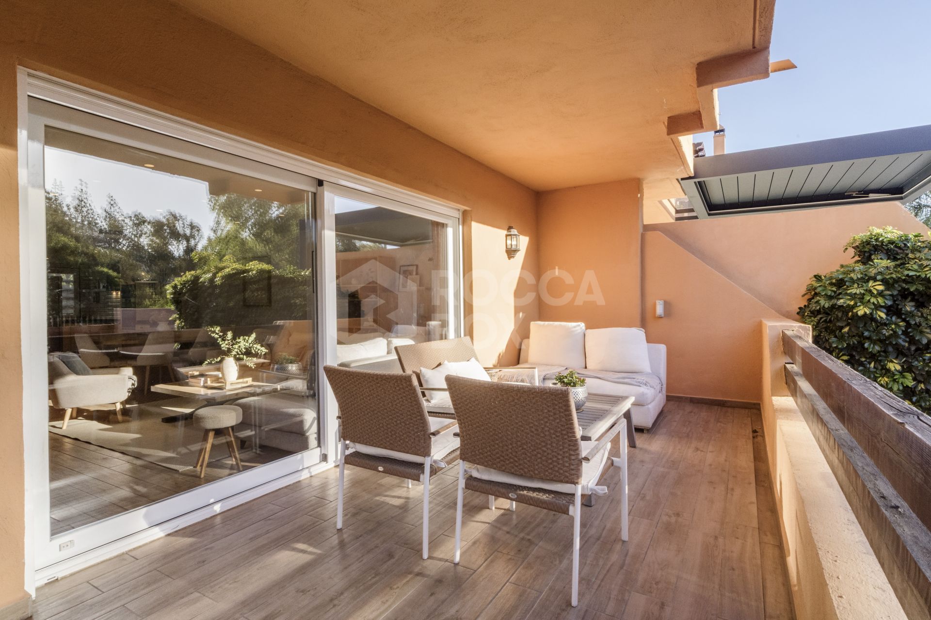 Elegant Four-Bedroom Townhouse with Private Pool in Lomas de Puente Romano