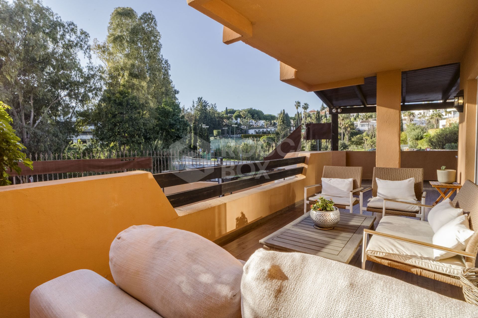 Elegant Four-Bedroom Townhouse with Private Pool in Lomas de Puente Romano