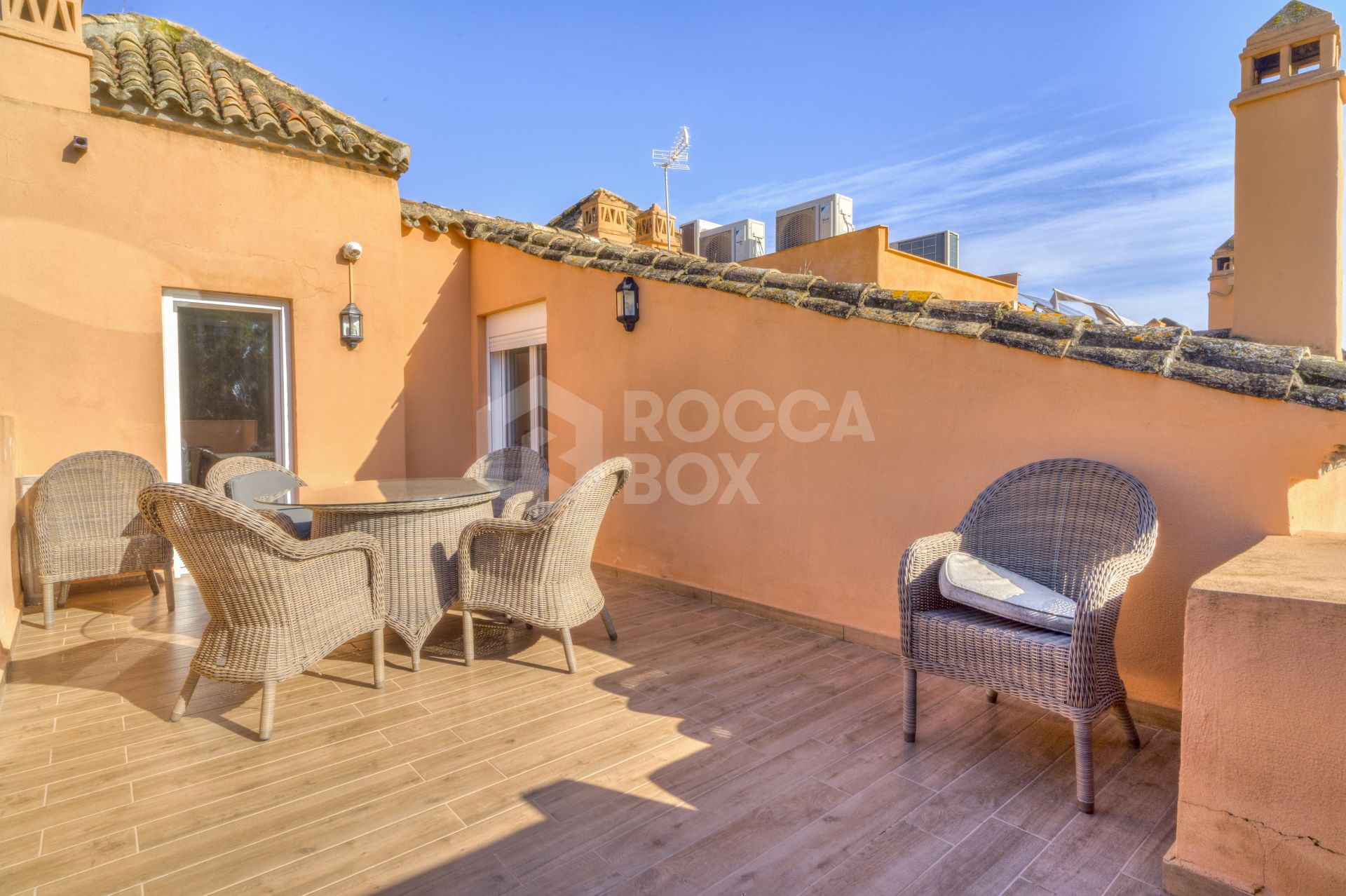 Elegant Four-Bedroom Townhouse with Private Pool in Lomas de Puente Romano