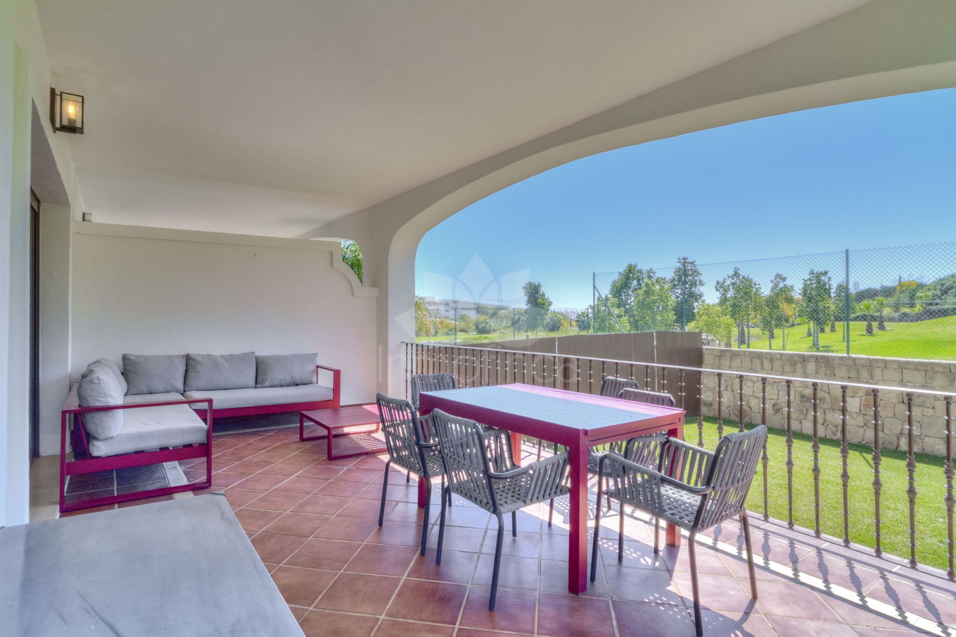 Semi Detached Villa in Azata Golf, Estepona