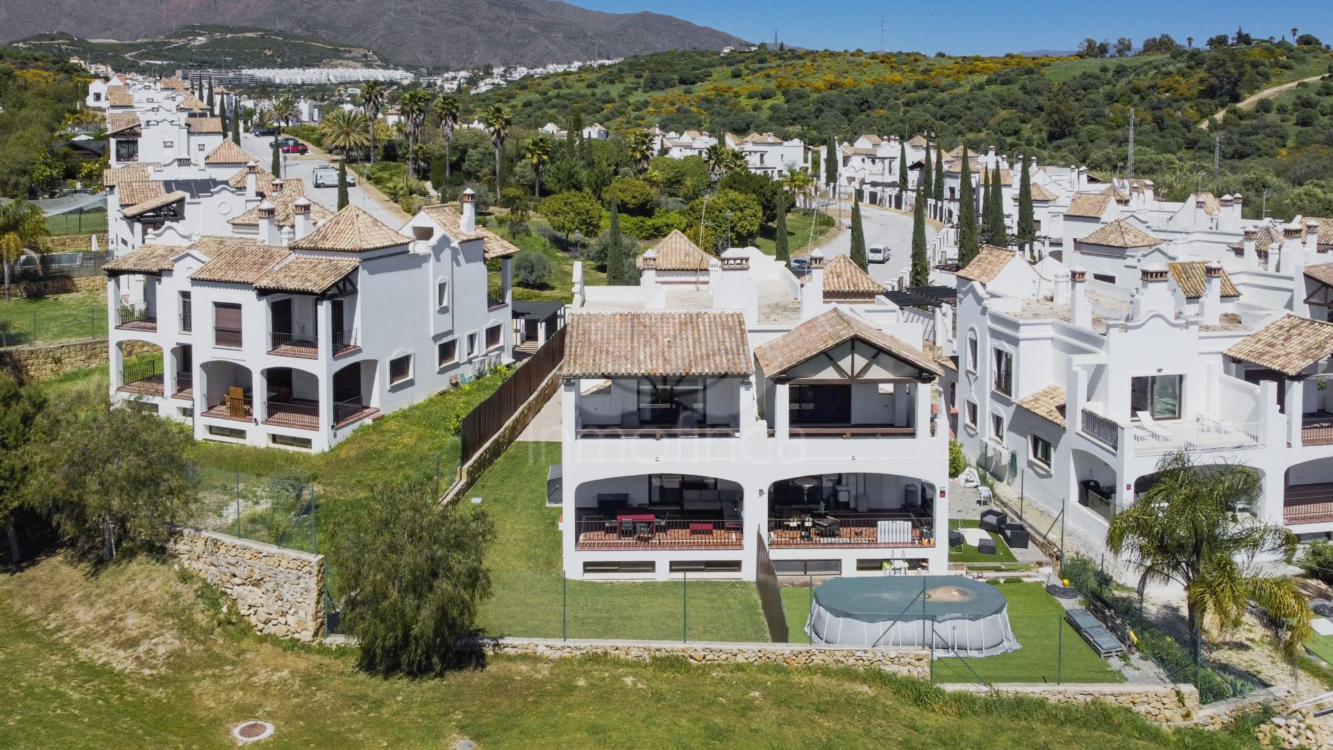 Semi Detached Villa in Azata Golf, Estepona