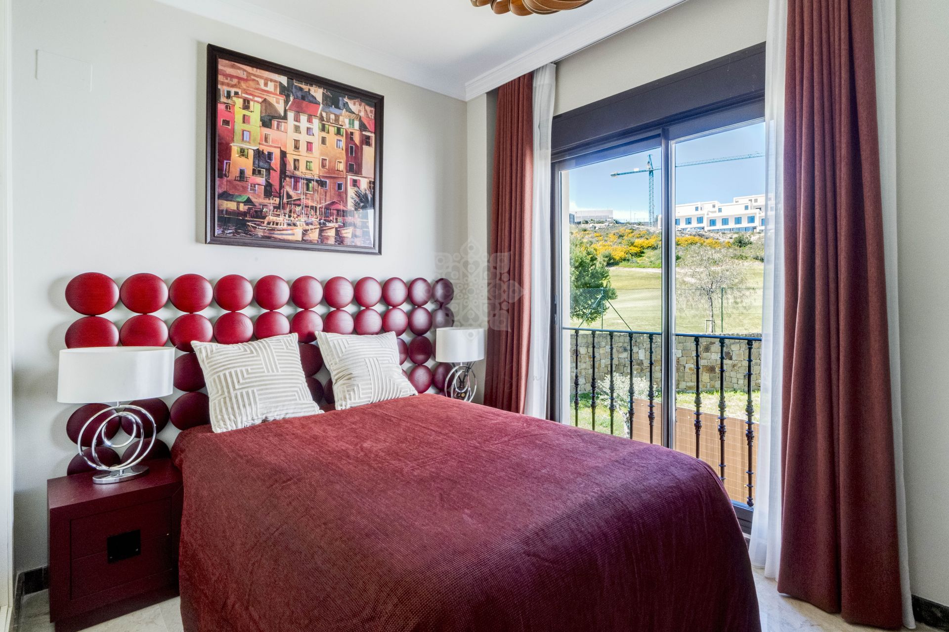 Semi Detached Villa in Azata Golf, Estepona