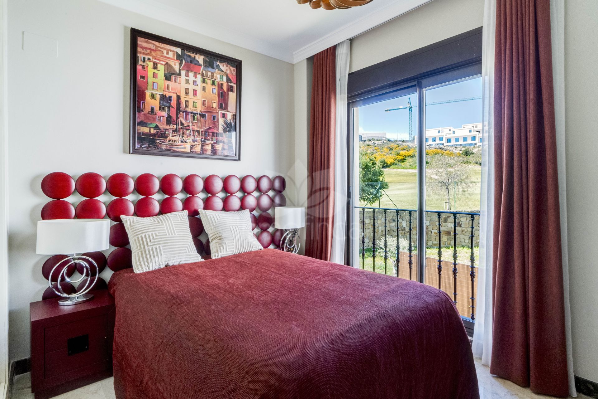 Semi Detached Villa in Azata Golf, Estepona