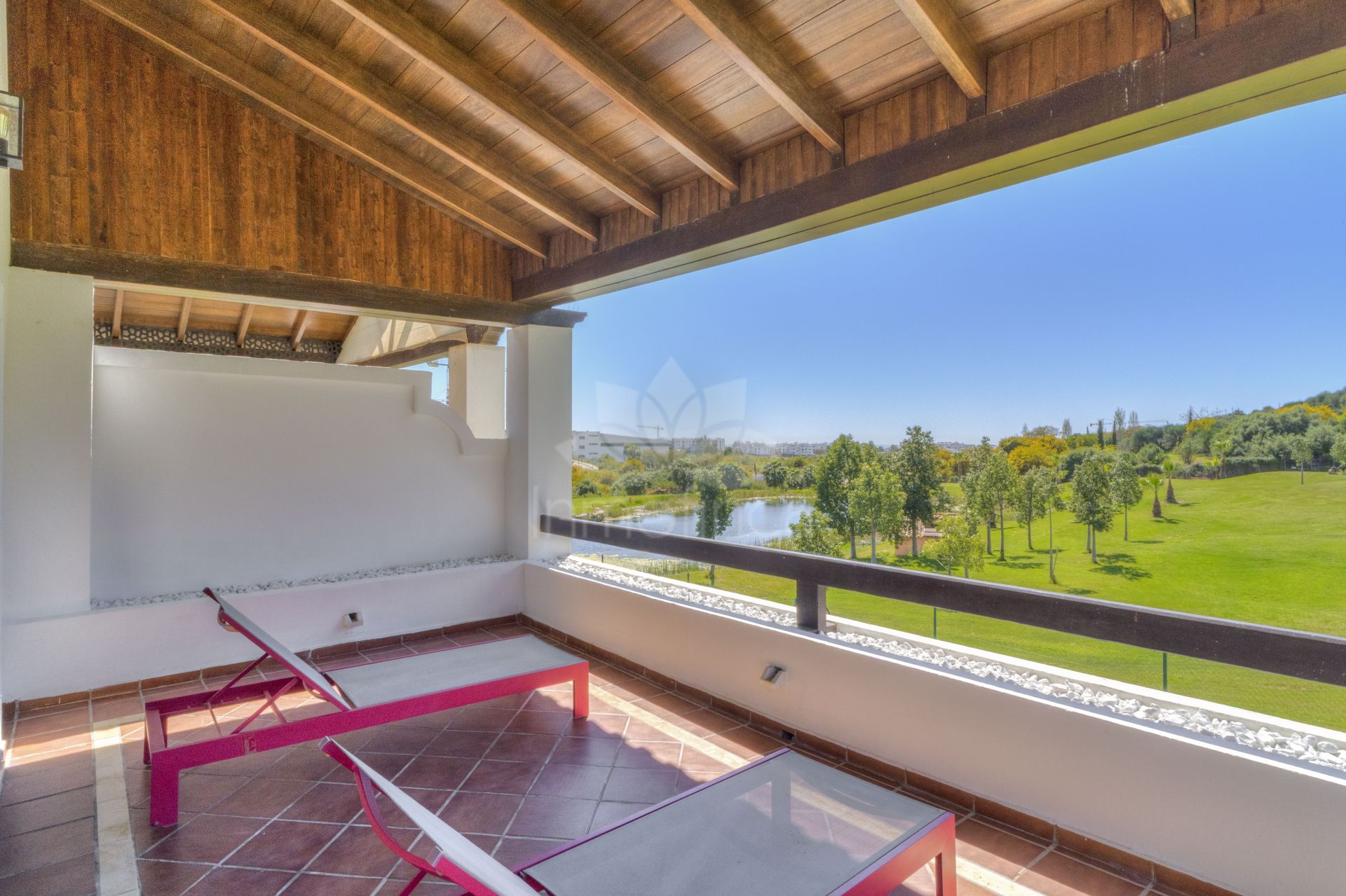 Semi Detached Villa in Azata Golf, Estepona