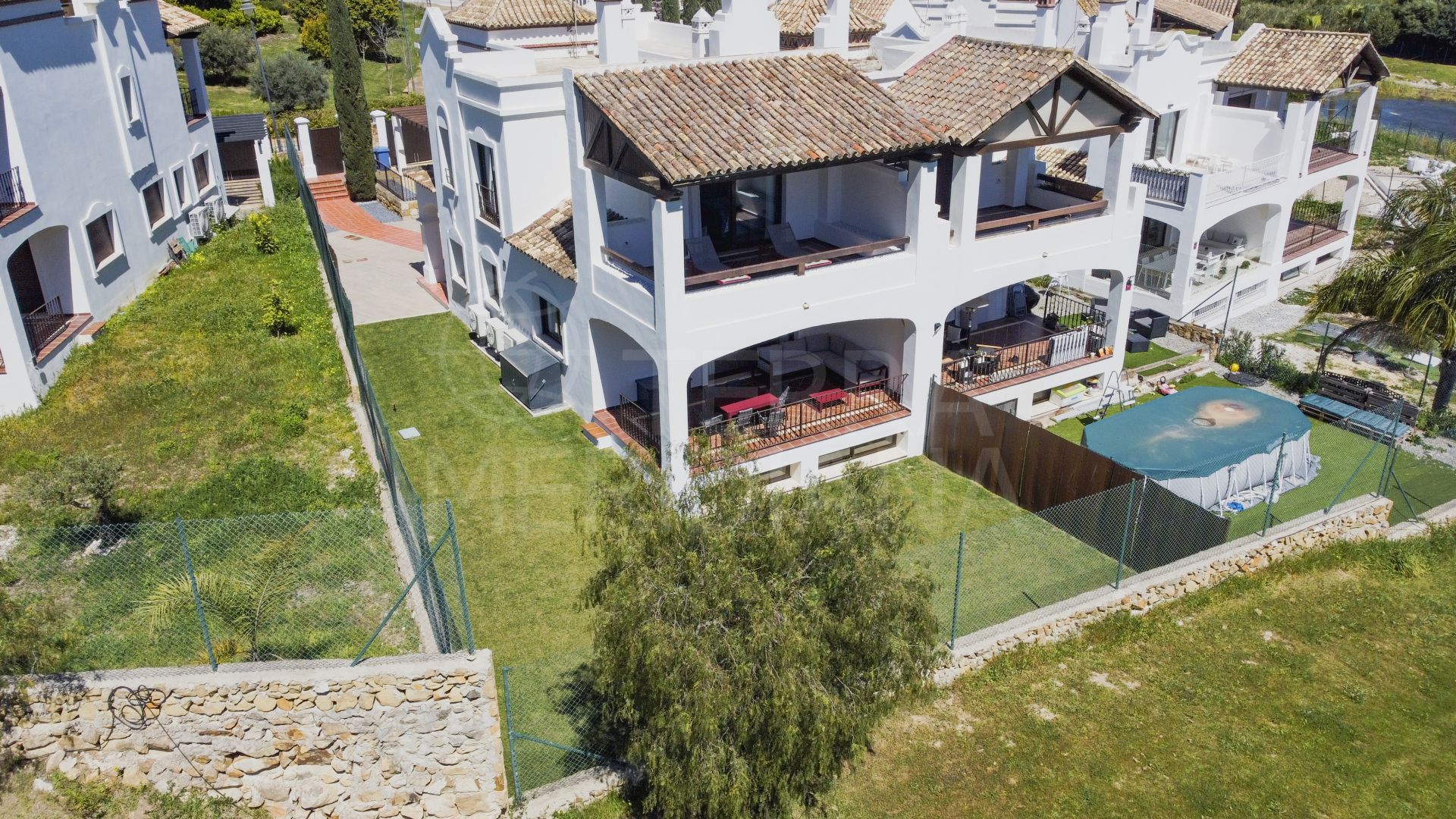 Semi Detached Villa in Azata Golf, Estepona