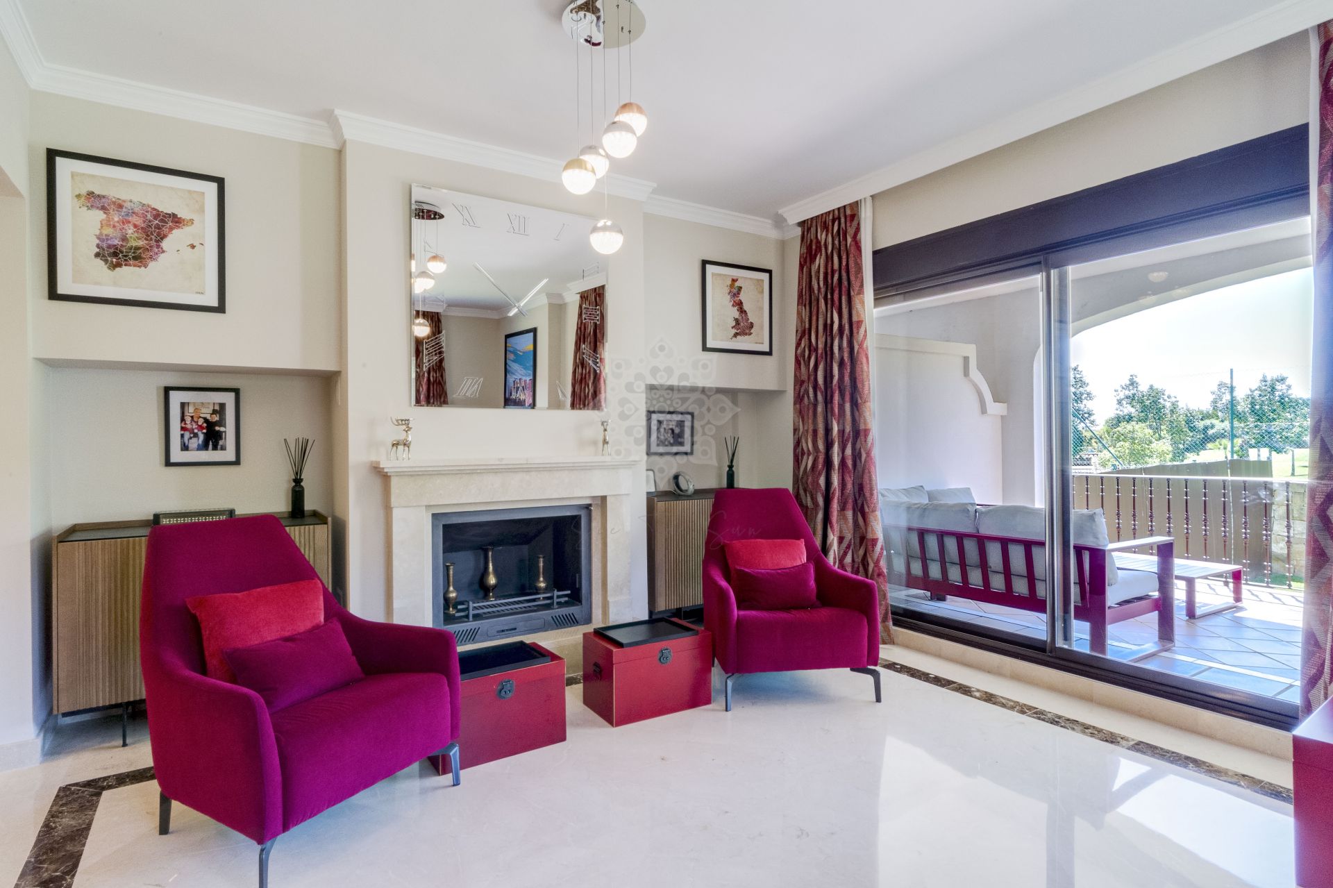 Semi Detached Villa in Azata Golf, Estepona