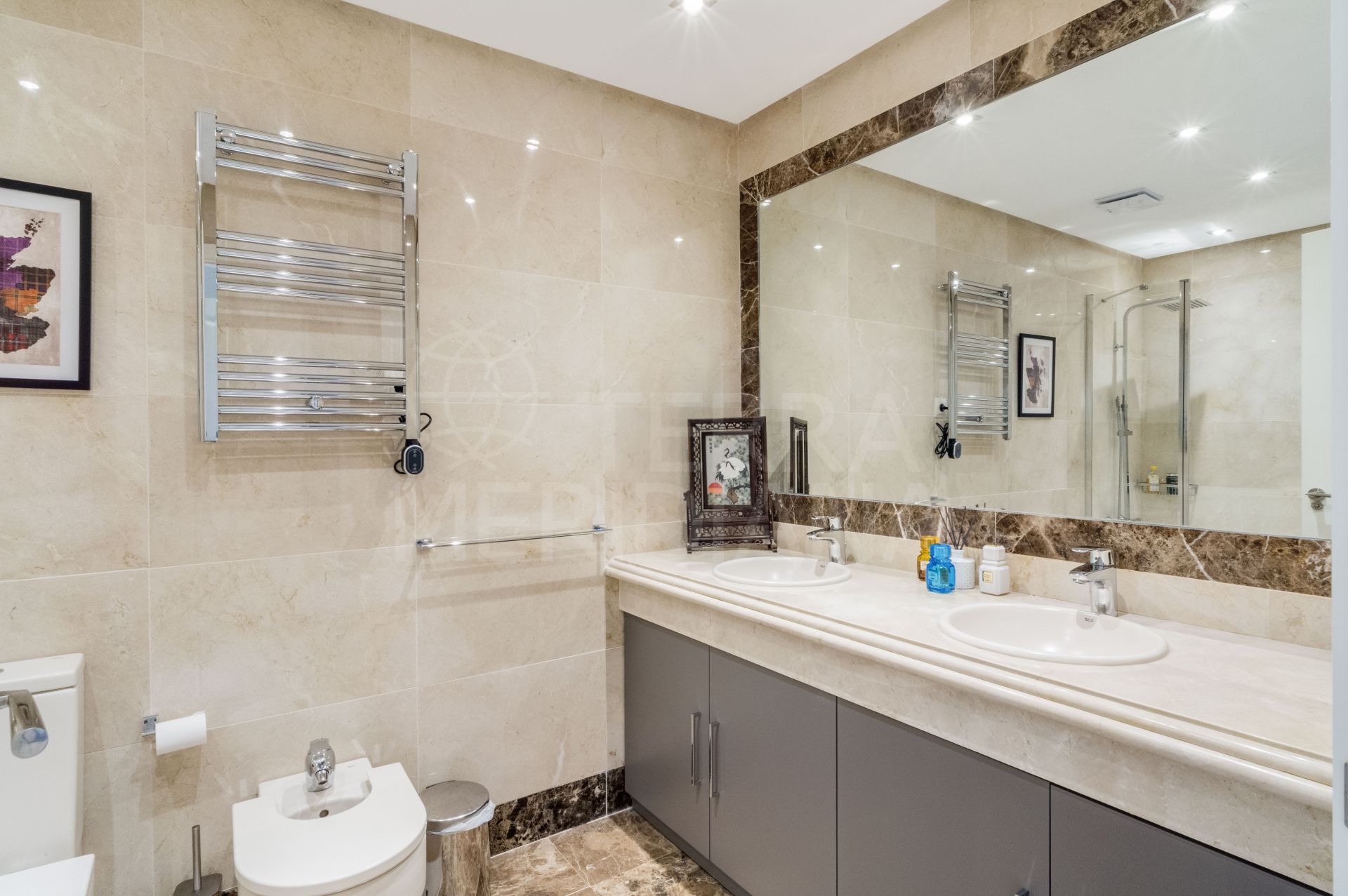 Semi Detached Villa in Azata Golf, Estepona