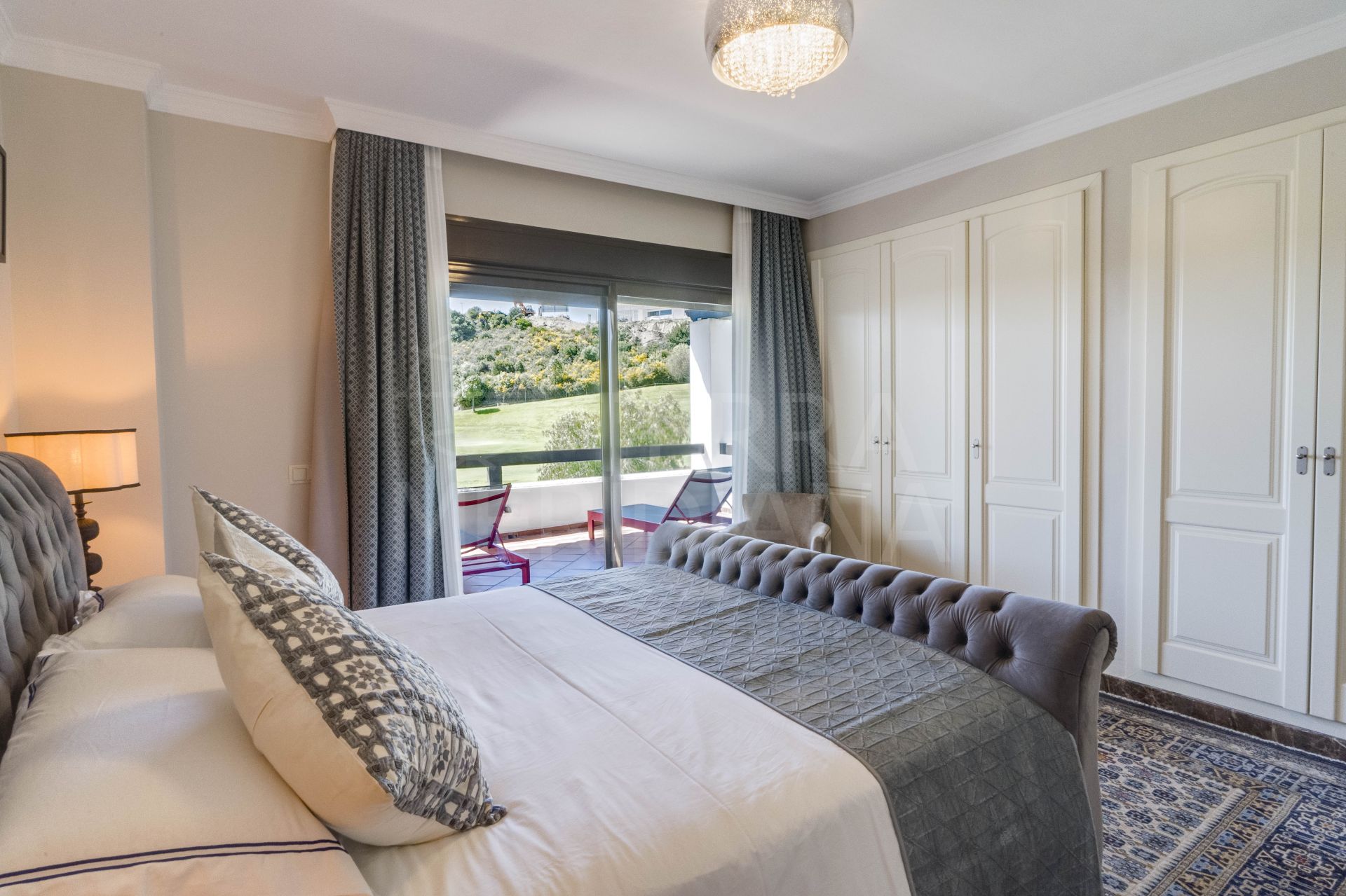 Semi Detached Villa in Azata Golf, Estepona