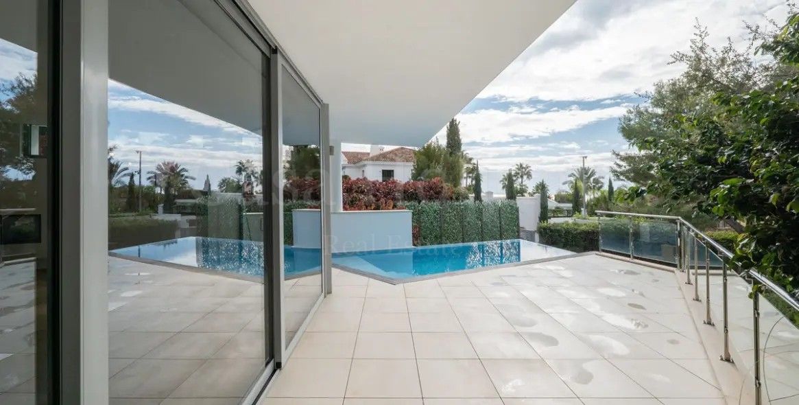 Semi Detached Villa in Meisho Hills, Marbella