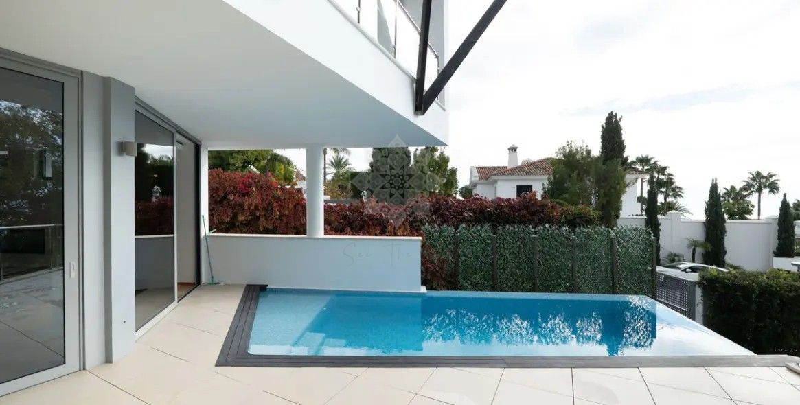 Semi Detached Villa in Meisho Hills, Marbella