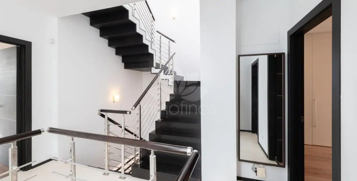 Semi Detached Villa in Meisho Hills, Marbella