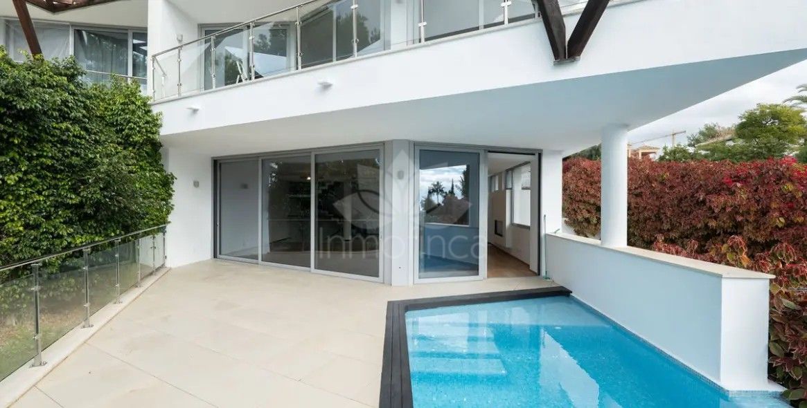 Semi Detached Villa in Meisho Hills, Marbella