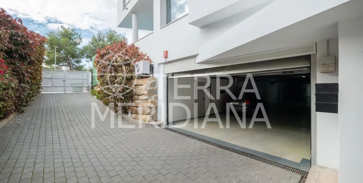 Semi Detached Villa in Meisho Hills, Marbella