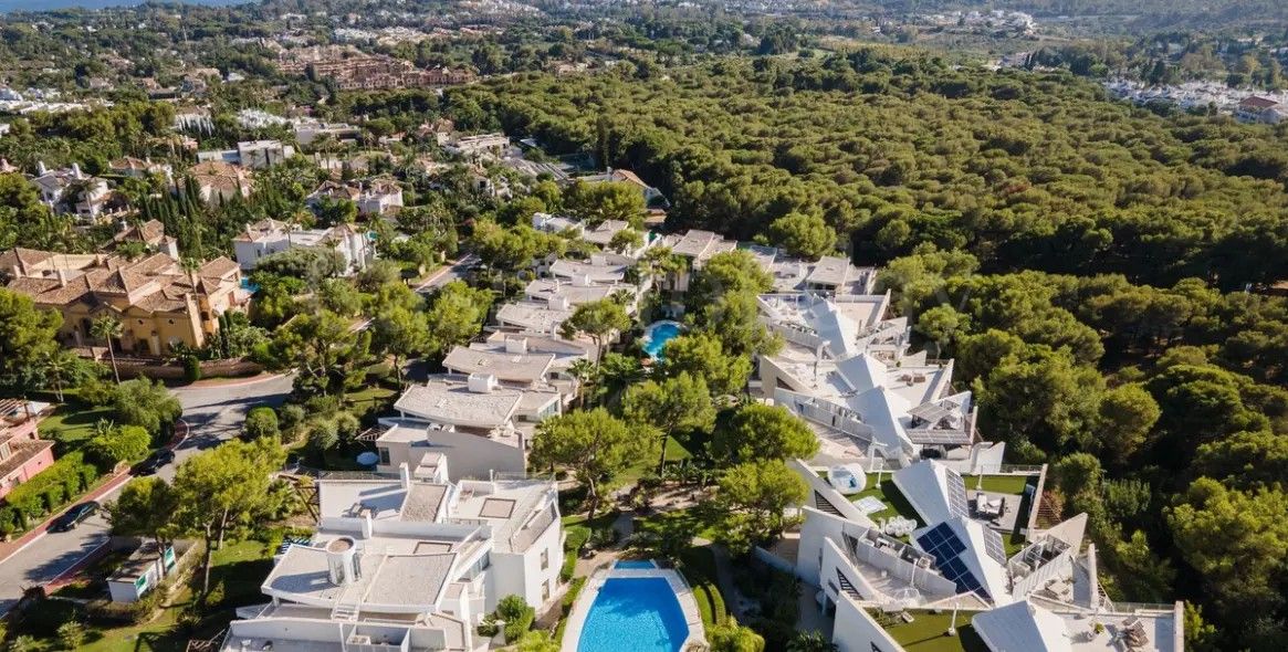Semi Detached Villa in Meisho Hills, Marbella