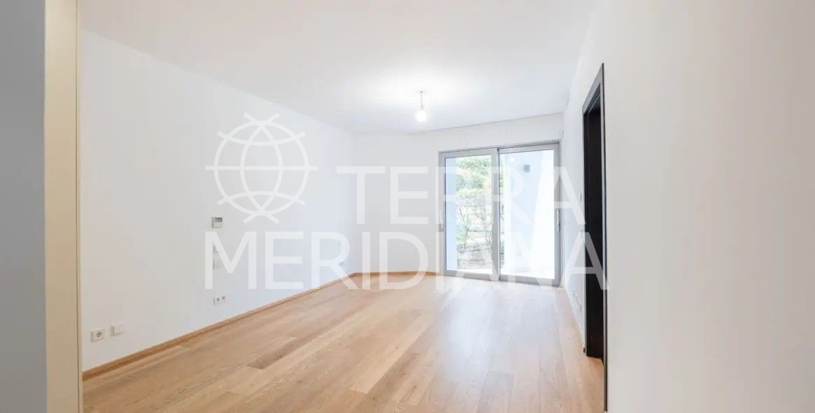 Semi Detached Villa in Meisho Hills, Marbella