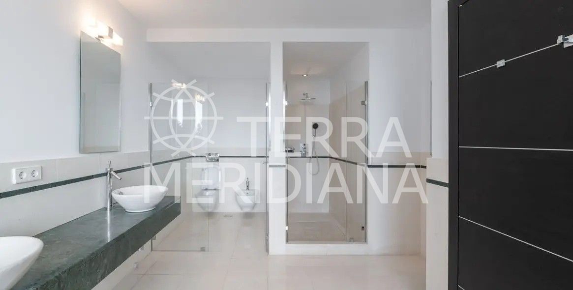 Semi Detached Villa in Meisho Hills, Marbella