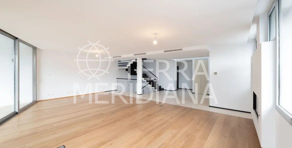 Semi Detached Villa in Meisho Hills, Marbella