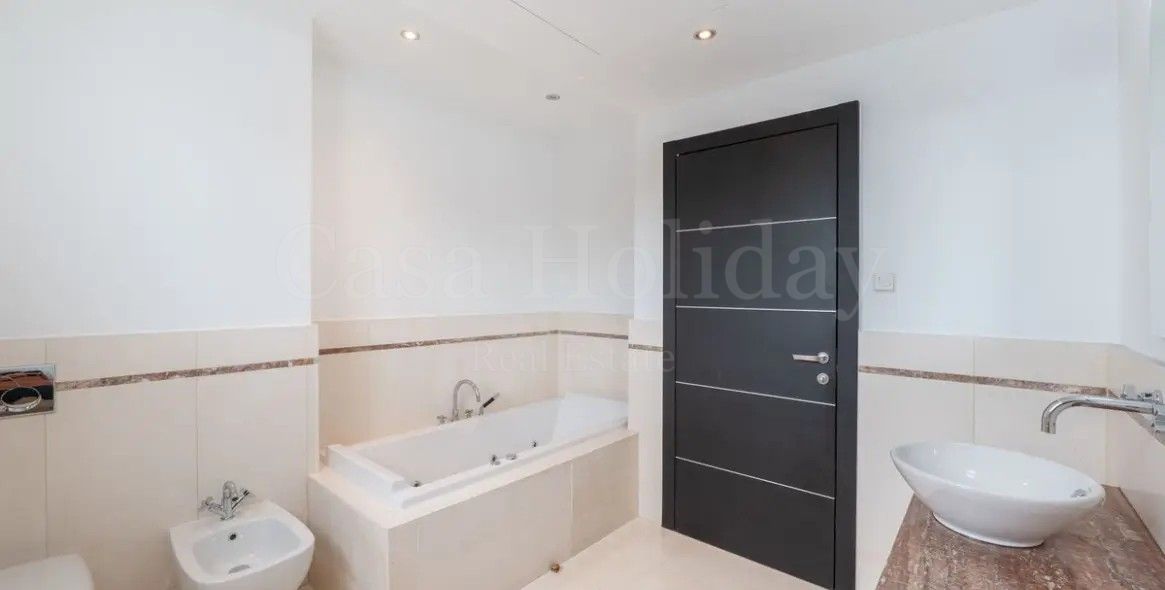 Semi Detached Villa in Meisho Hills, Marbella